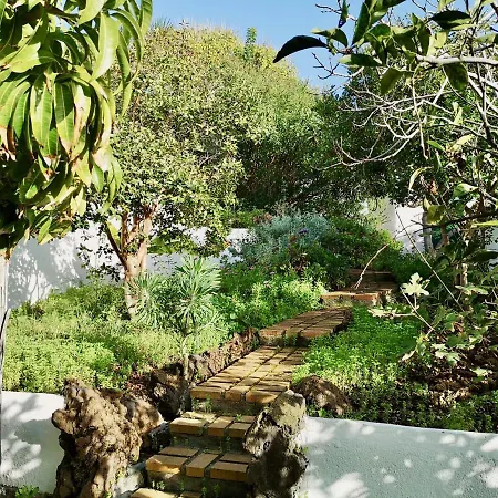 Nanou House